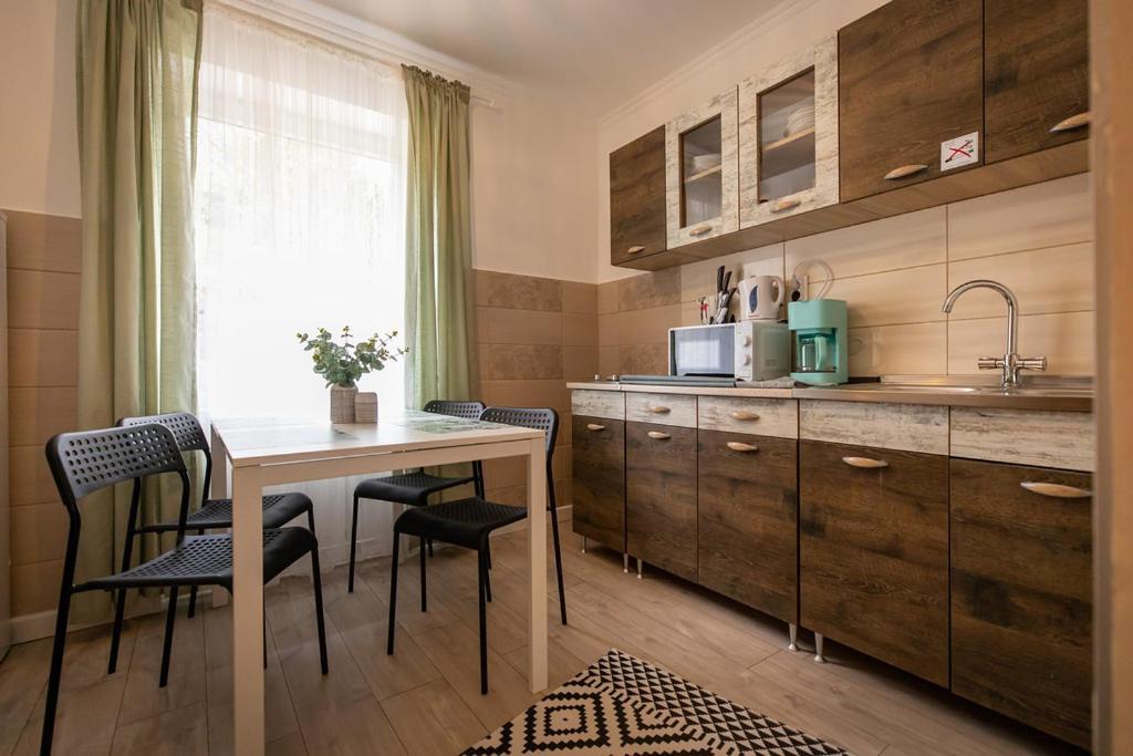 Lilla Vendeghaz Hotel Miskolc Eksteriør billede